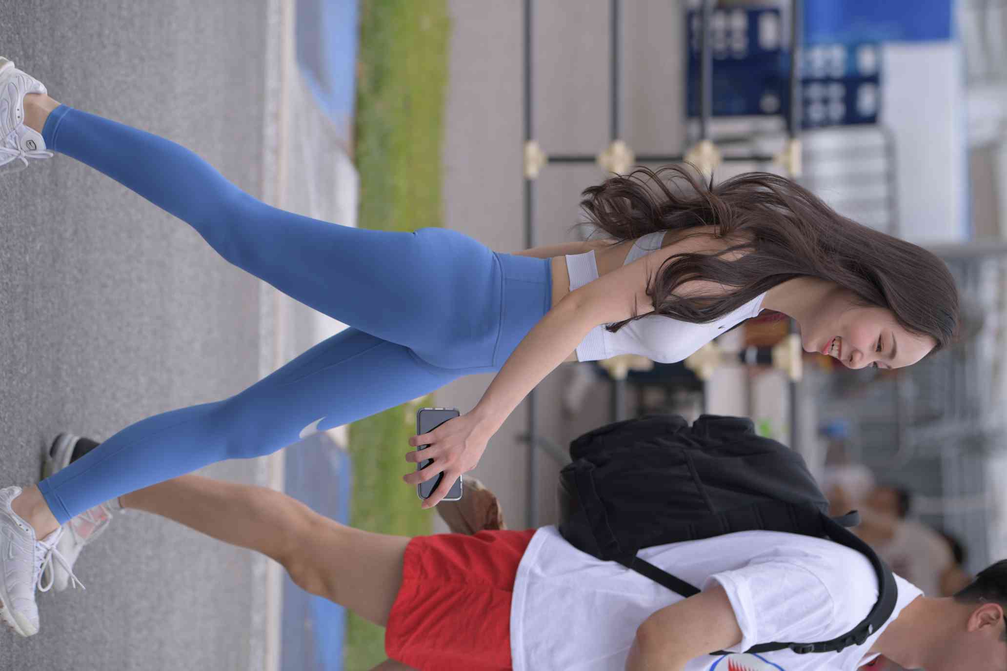 图片[4]-陪男朋友逛街的瑜伽裤女孩【74P】04034-哈哈图库