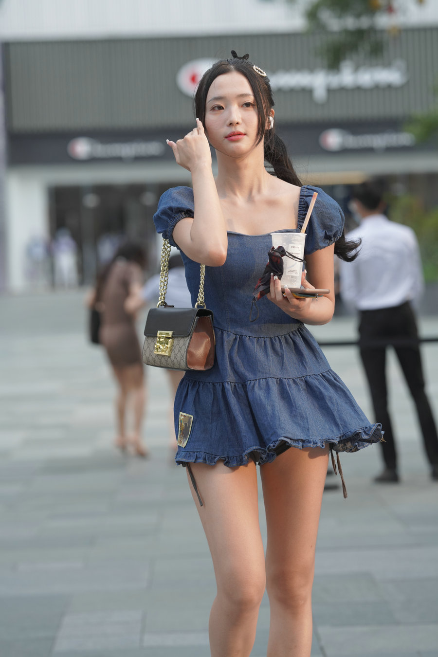 J3654 240P-2.74GB-哈哈图库
