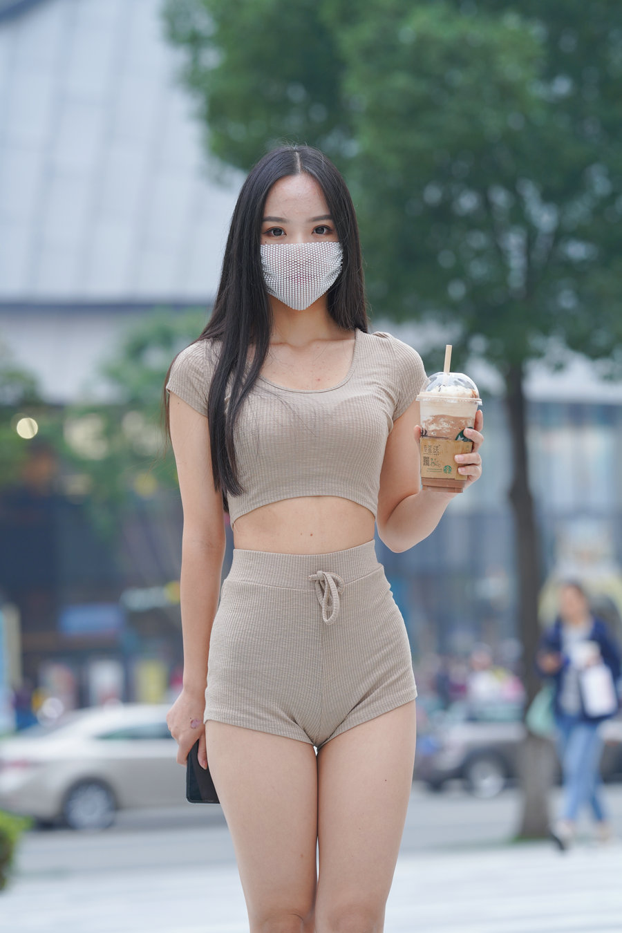 J2027 417P5V-14.9GB-哈哈图库