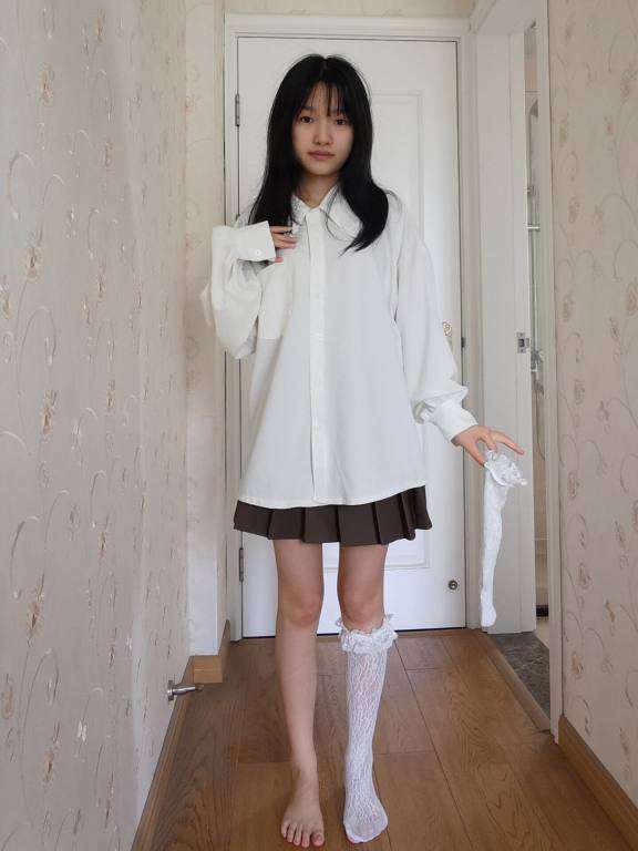 百褶裙可爱又大方的小姑娘【122P】20002-哈哈图库