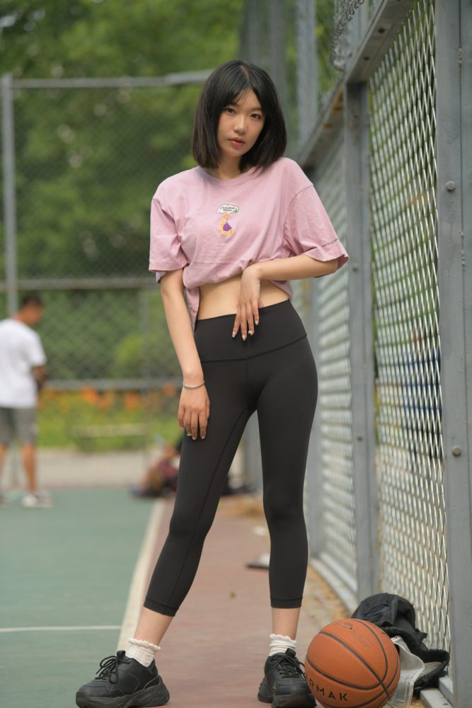 图片[3]-穿瑜伽裤打篮球的大三女孩J2198 463P1V-18.6GB-哈哈图库