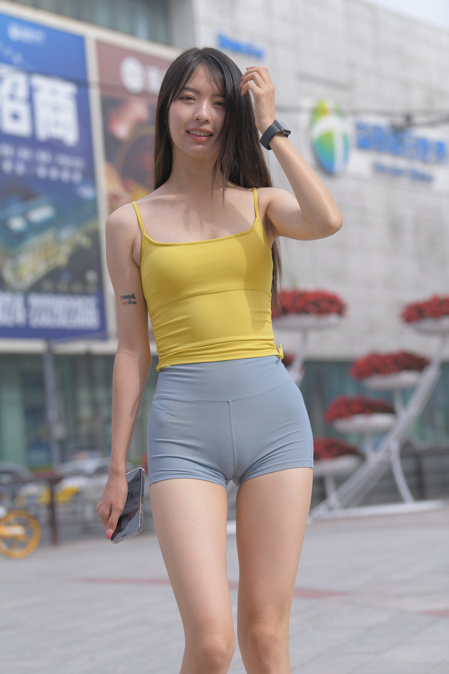 J3267 896P-18.3GB-哈哈图库