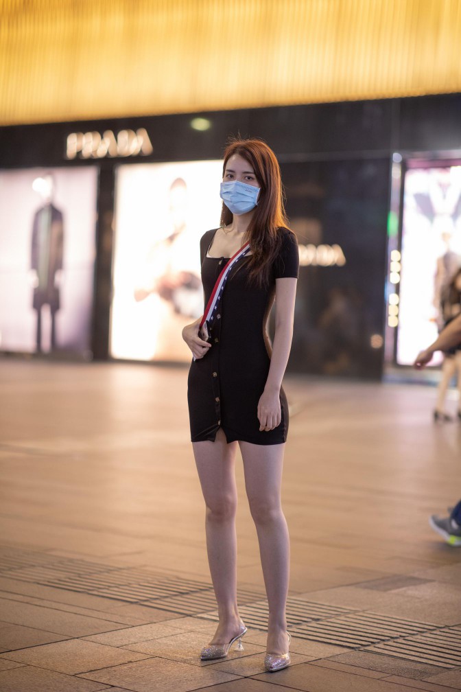 图片[4]-逛商场的黑色包臀裙美丽女孩【385P】00050-哈哈图库