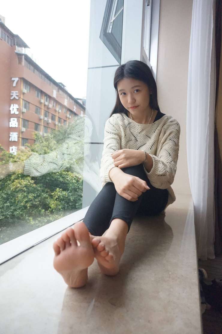 图片[3]-眼神很清澈的赤脚女孩【59P】20020-哈哈图库