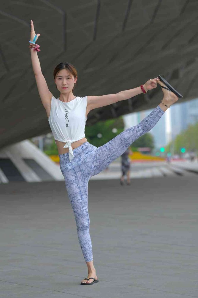 表演瑜伽的女孩【176P】04017-哈哈图库