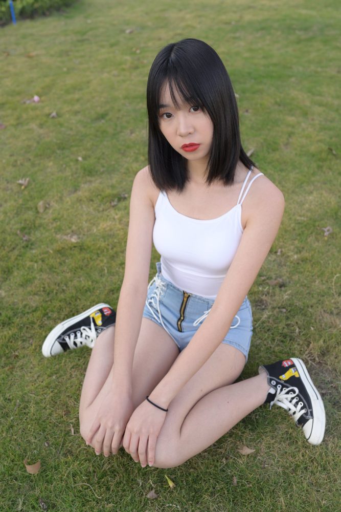 J0902 486P18V-15.3GB-哈哈图库