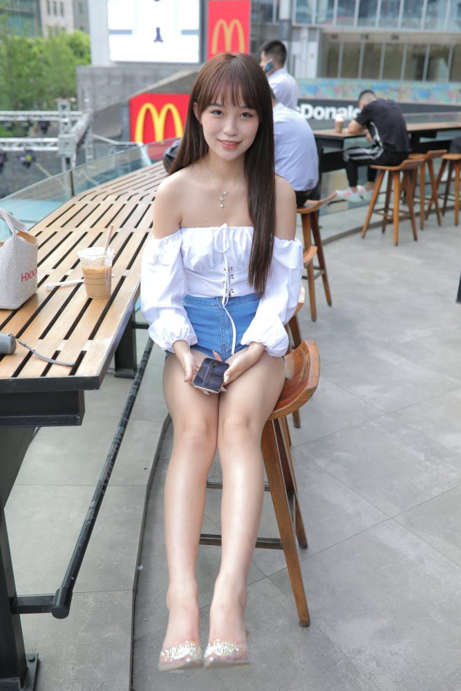 J2175 419P12V-19.6GB-哈哈图库