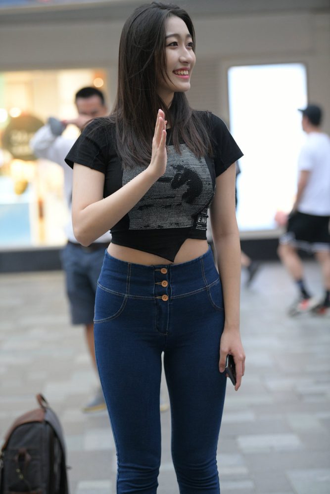 紧身牛仔裤女人J2784 240P-6.66GB-哈哈图库