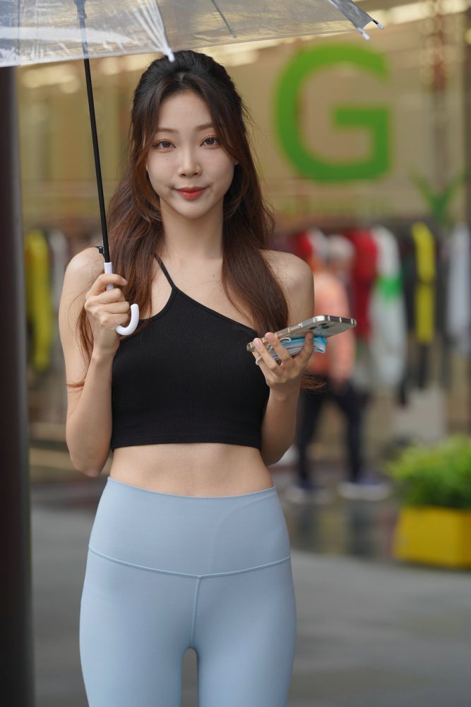 大眼睛瑜伽裤女孩J2903 988P8V-37.6GB-哈哈图库