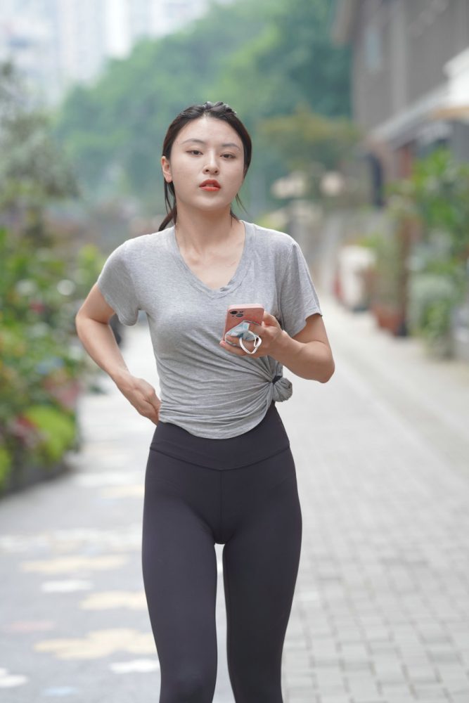 户外运动的瑜伽裤女孩J3008 845P2V-22.9GB-哈哈图库