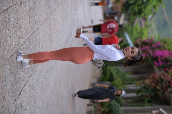 橙色瑜伽裤的高马尾姑娘【615P】00051-哈哈图库