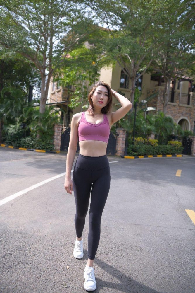 风情万种的瑜伽裤女人 J1531 375P5V-17.3GB-哈哈图库