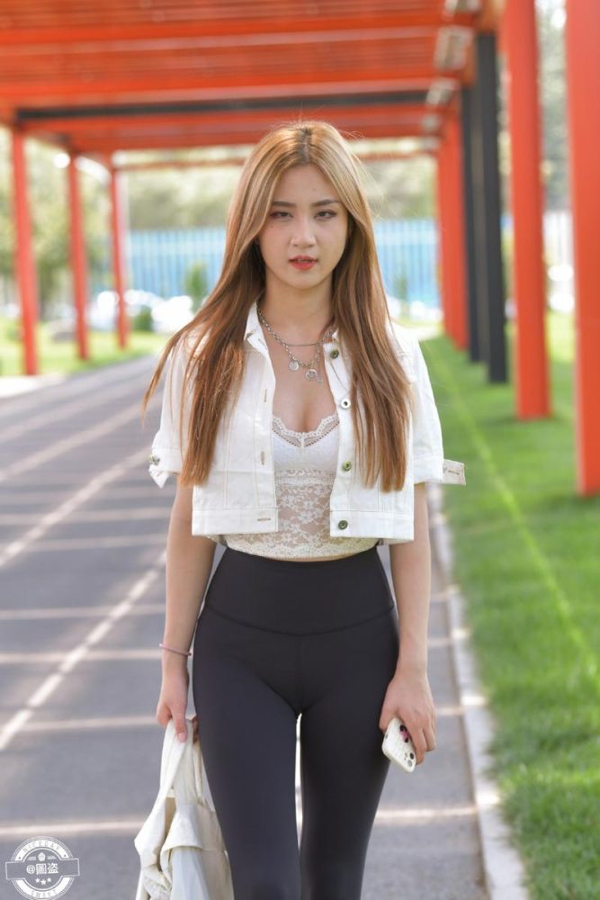 眼神里都是温柔的瑜伽裤女孩J2811 601P-13.3GB-哈哈图库